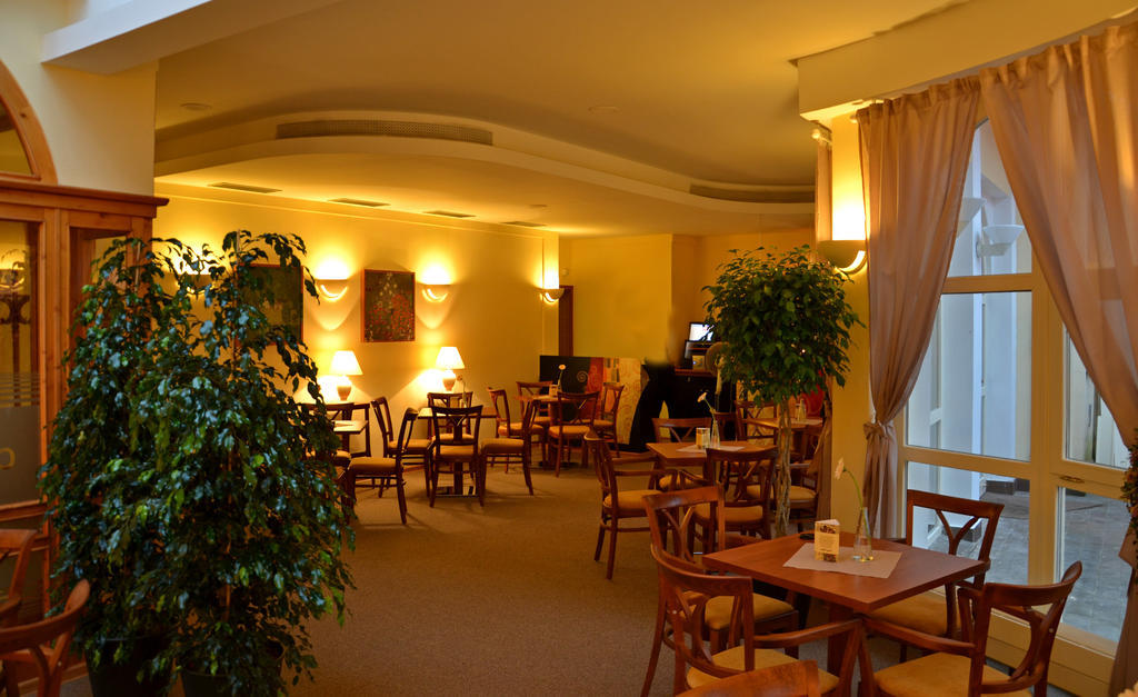 Hotel Havel ريخنوف ناد كنيجنو المظهر الخارجي الصورة
